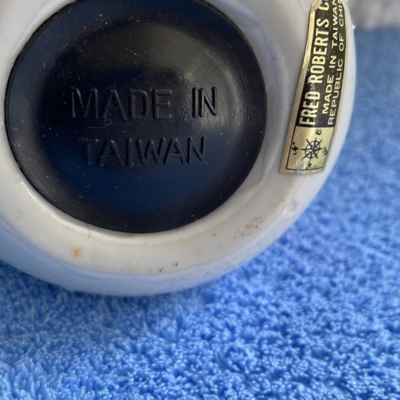 Vintage 1960’s Fred Roberts Company Pear Shape Potpourri holder. - Picture 5 of 5